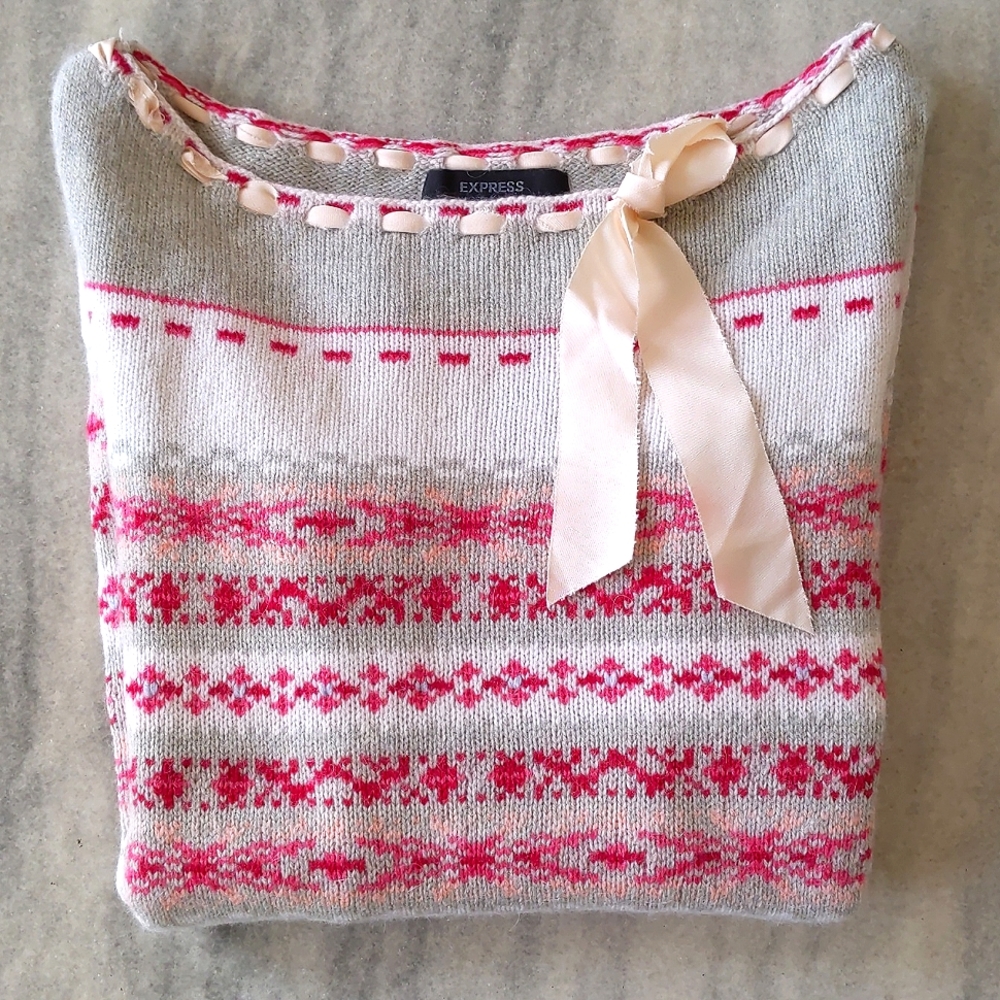 NWT. Express Wool/Angora/Cashmere one word collar sweater w/multi color patterns